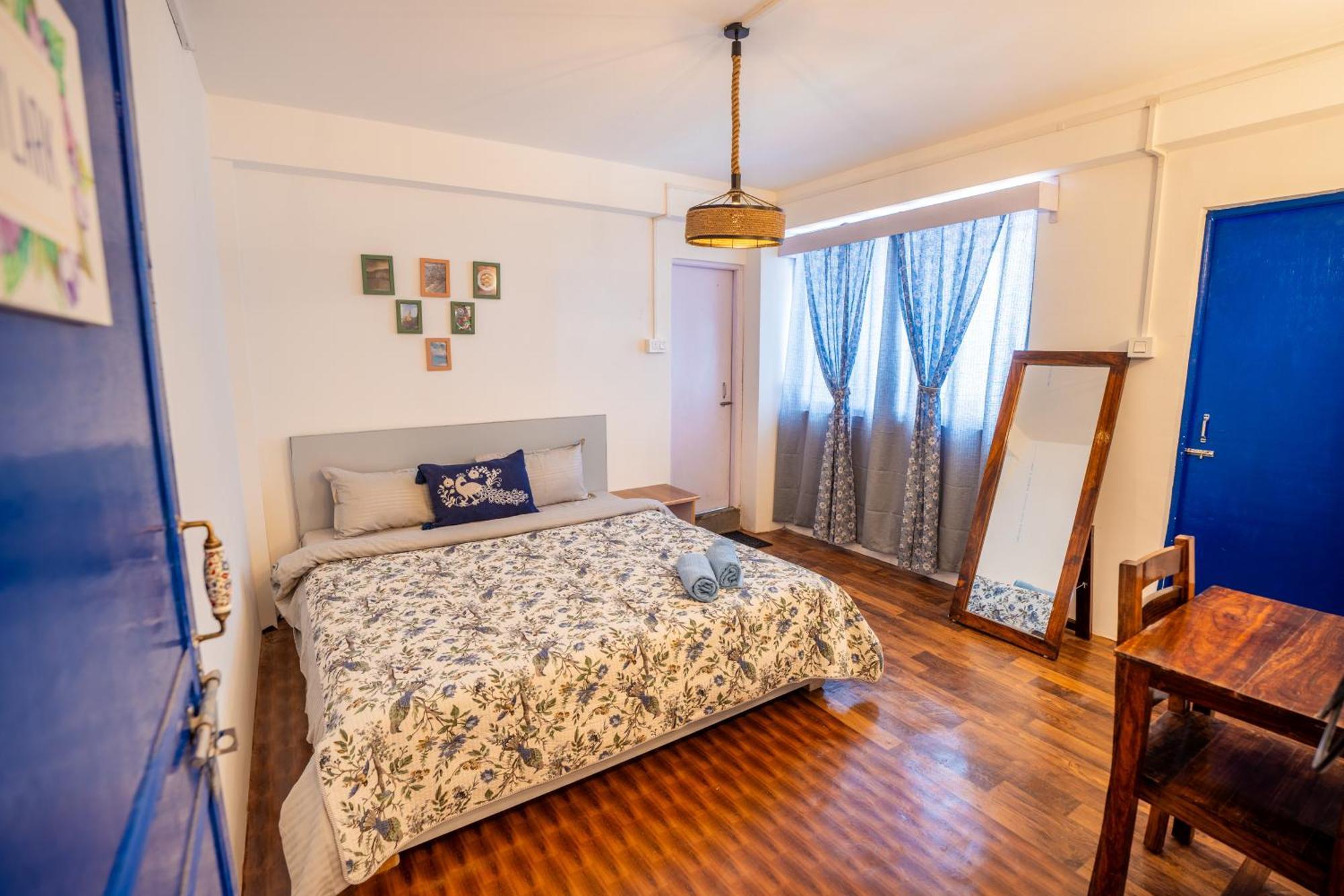 Monratino The Snow Roost- 10 Mins Walking Distance From Mall Road- Attached Balcony With Kanchenjunga Mountain View-Kitchen Available Darjeeling  Esterno foto
